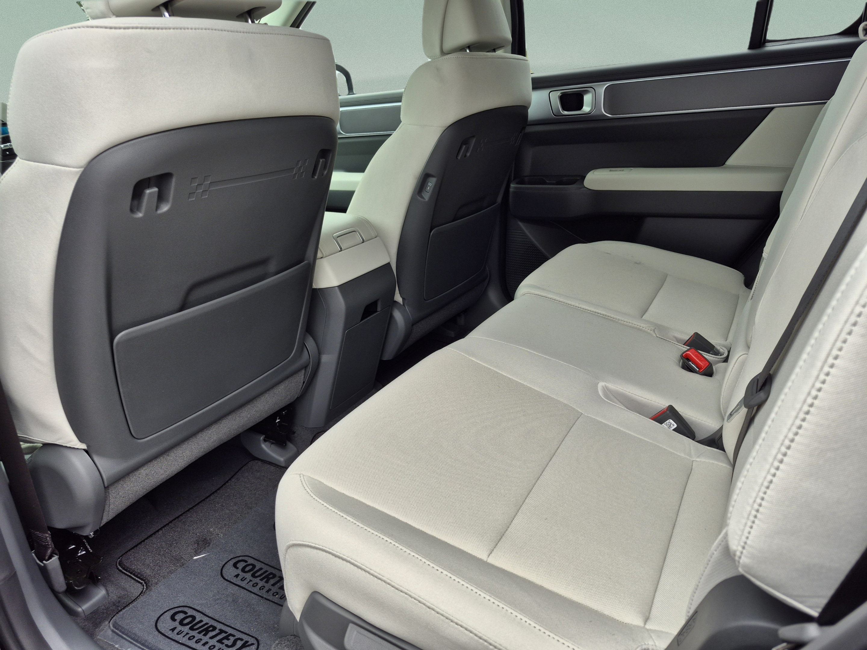 New 2027 Hyundai Santa Fe SE FWD image 20