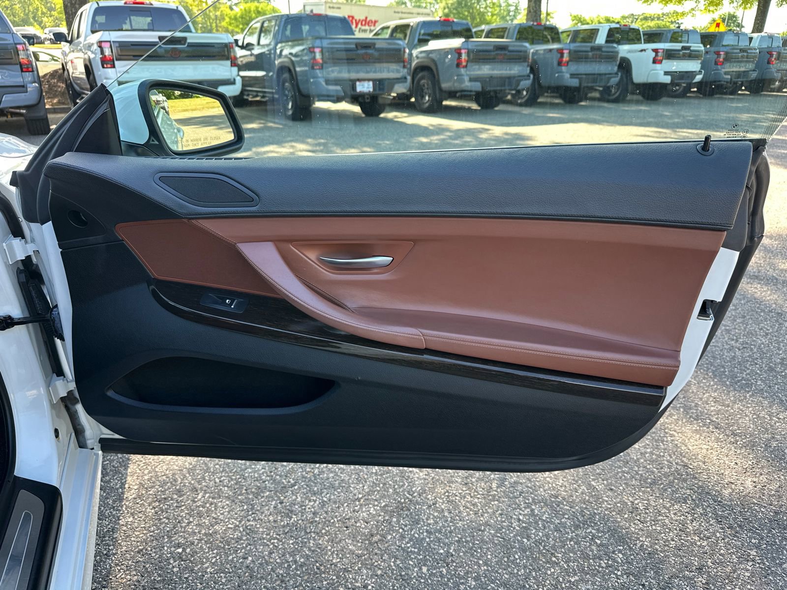 Used 2012 BMW 650i Convertible RWD image 15