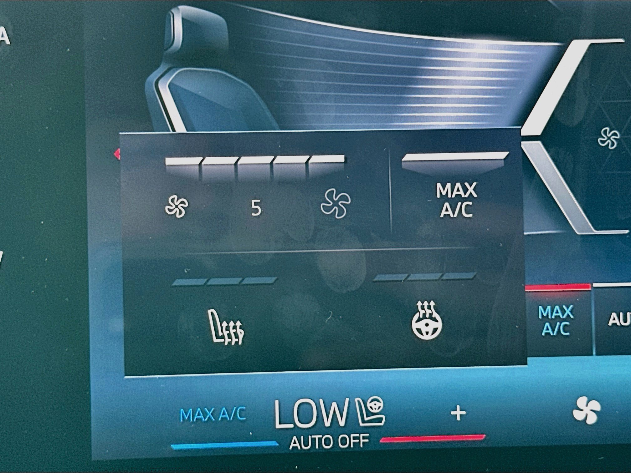 Certified 2025 BMW X1 M35i AWD/4WD image 19