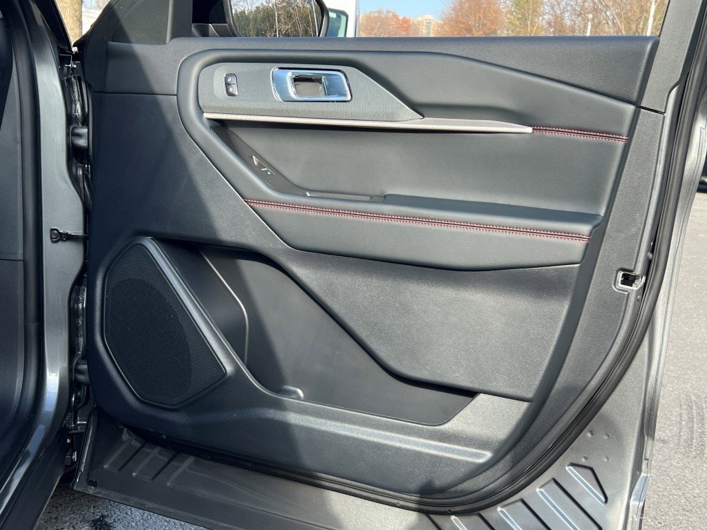 New 2026 Ford Explorer ST image 7