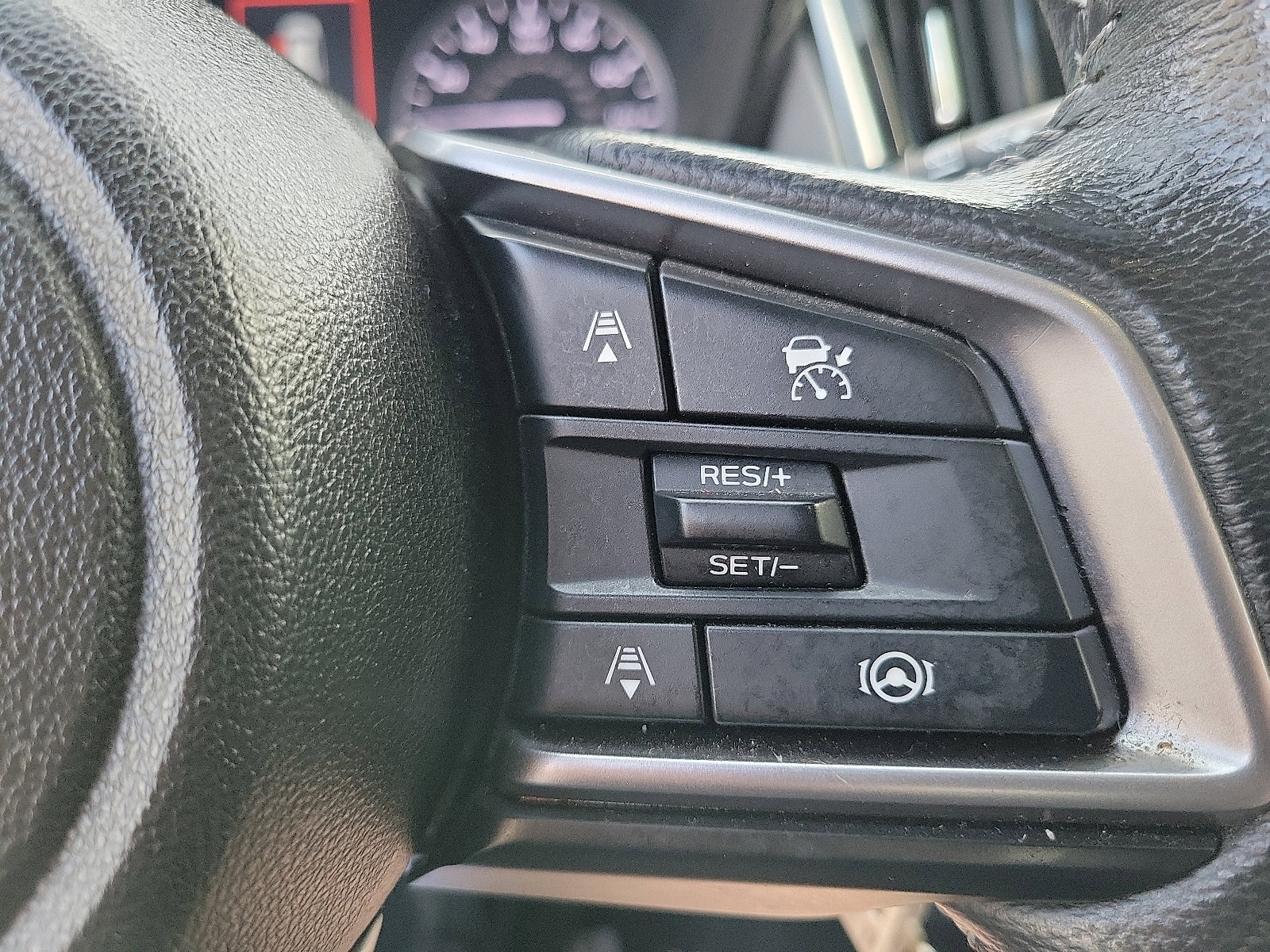 Used 2023 Subaru Outback Premium image 6