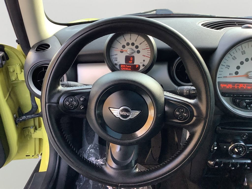 Used 2011 MINI Cooper Hardtop image 19