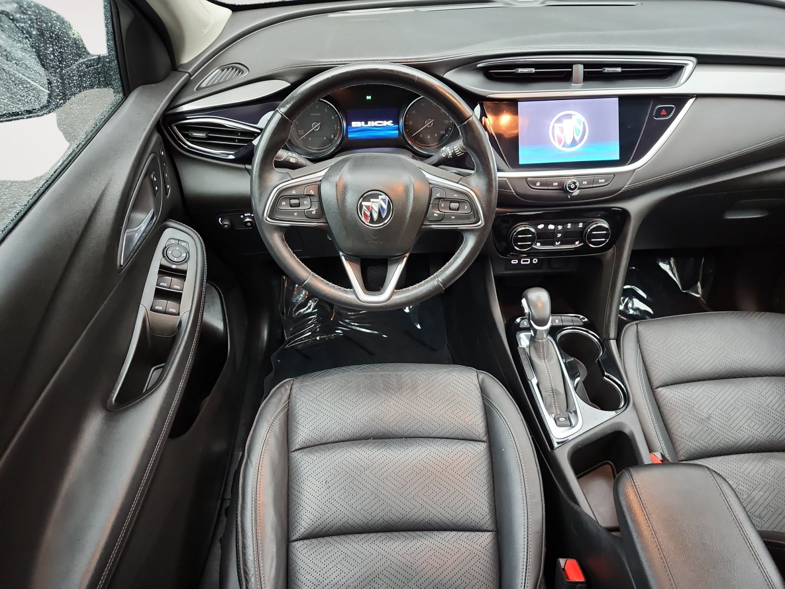 Used 2021 Buick Encore GX Essence w/ Experience Buick Package FWD image 10