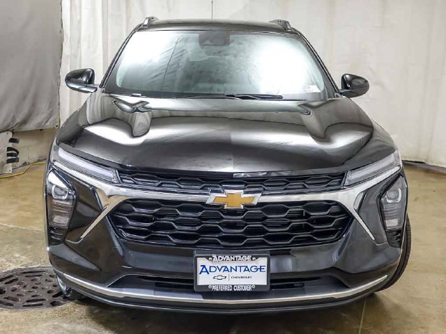 New 2026 Chevrolet Trax LT w/ LT Convenience Package FWD image 5
