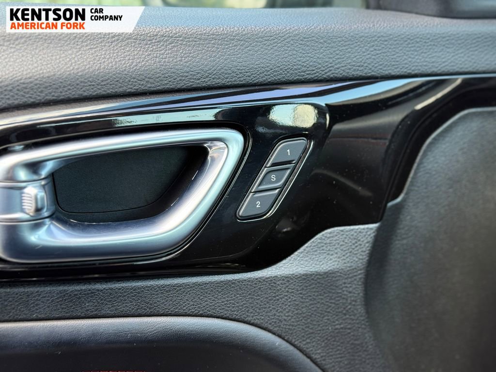 Used 2022 Jeep Compass Trailhawk w/ Trailhawk Elite Group AWD/4WD image 22