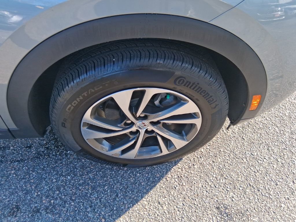 Used 2022 Buick Encore GX Essence w/ Safety Package II image 10