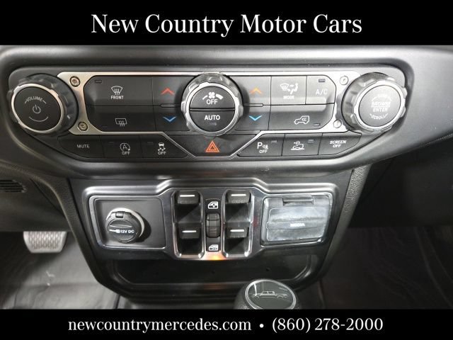 Used 2021 Jeep Gladiator Sport AWD/4WD image 23