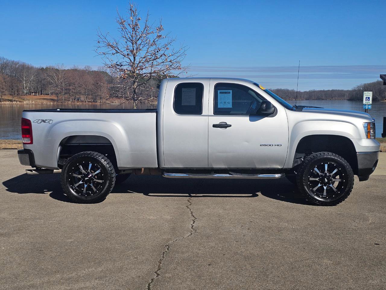 Used 2012 GMC Sierra 2500 W/T image 4