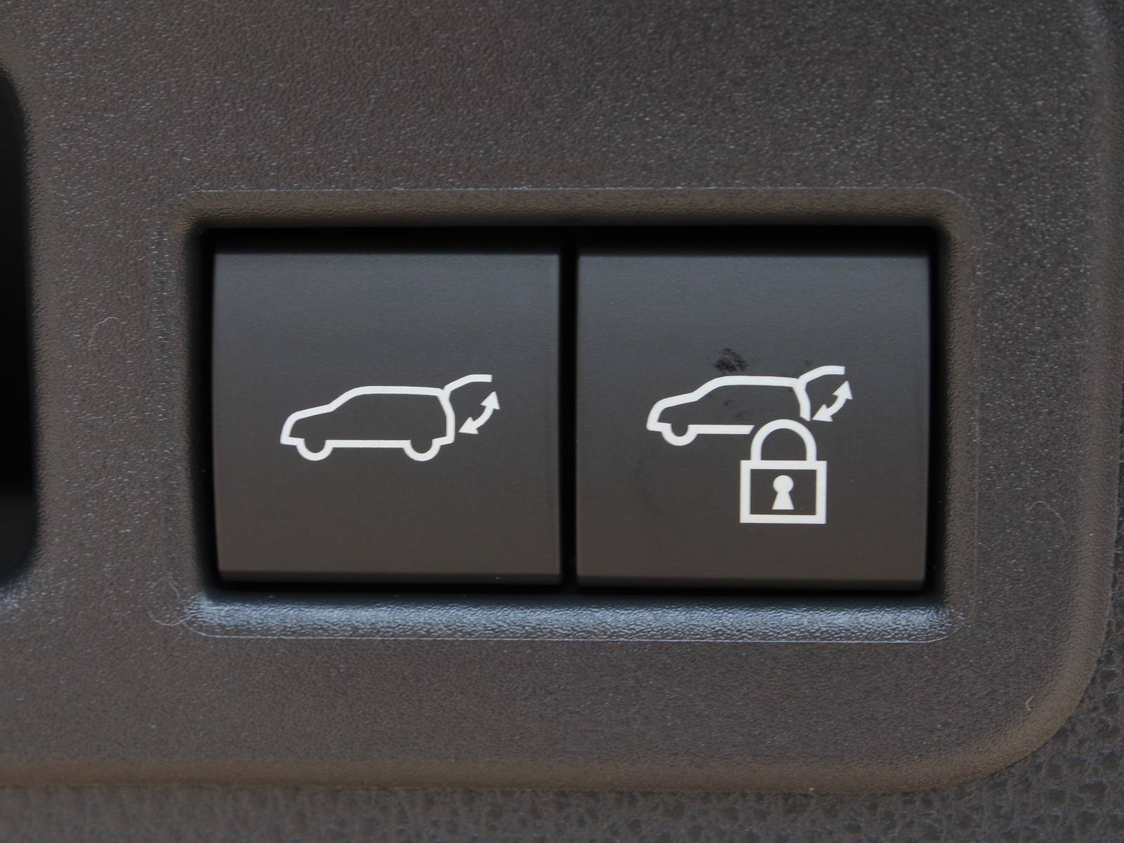 New 2026 Toyota 4Runner TRD Off-Road Premium AWD/4WD image 9