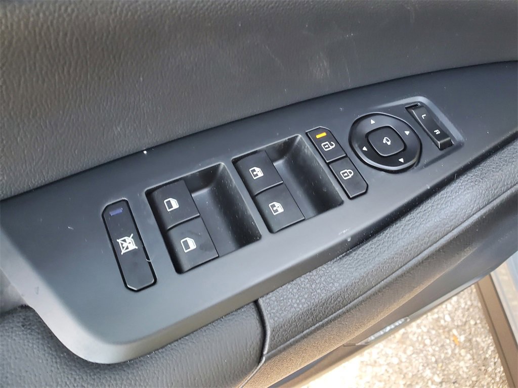 New 2026 Kia Sportage SX image 11