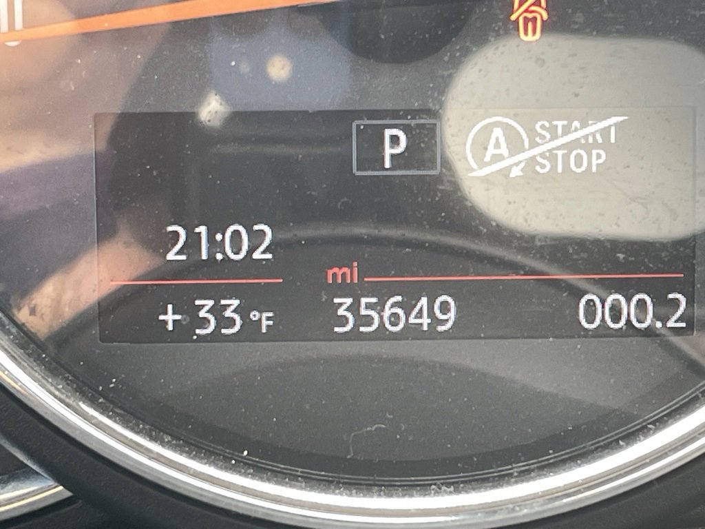 Used 2021 MINI Cooper 4-Door Hardtop image 16