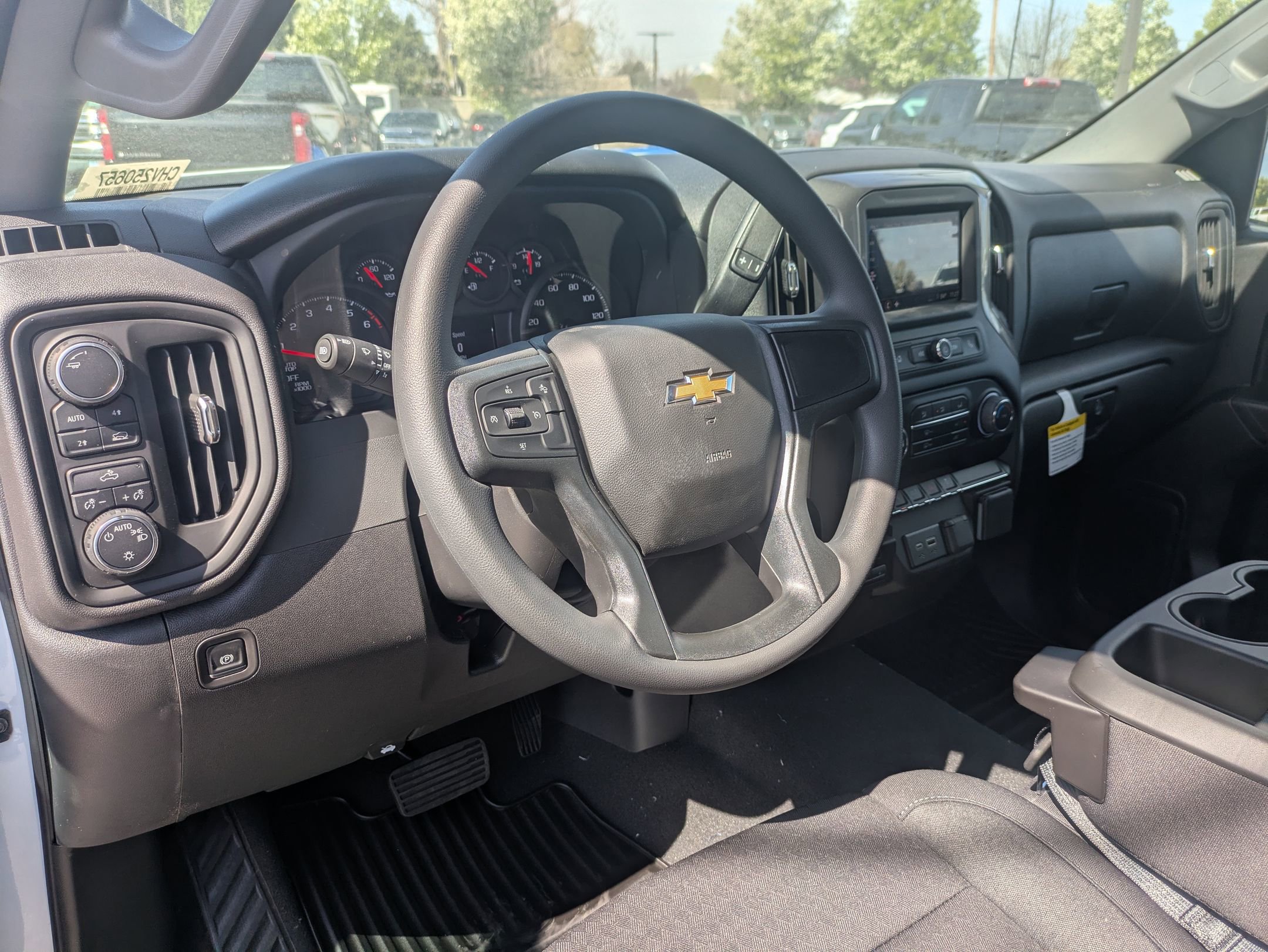 New 2025 Chevrolet Silverado 1500 Custom w/ LPO, Dark Essentials Package image 10