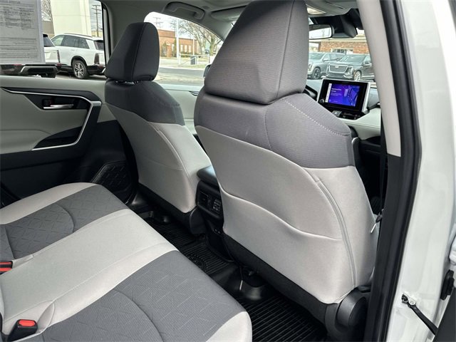 Used 2024 Toyota RAV4 XLE image 21