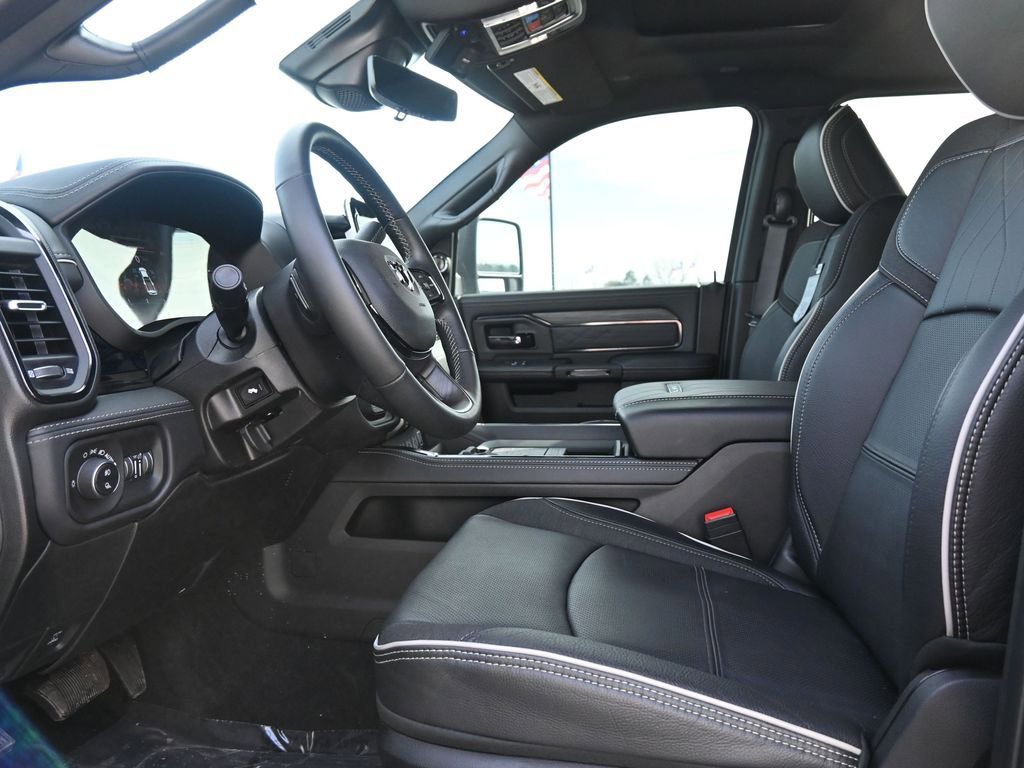 New 2026 RAM 3500 Limited AWD/4WD image 14