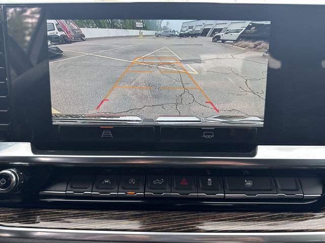 Used 2024 GMC Sierra 1500 Elevation image 14