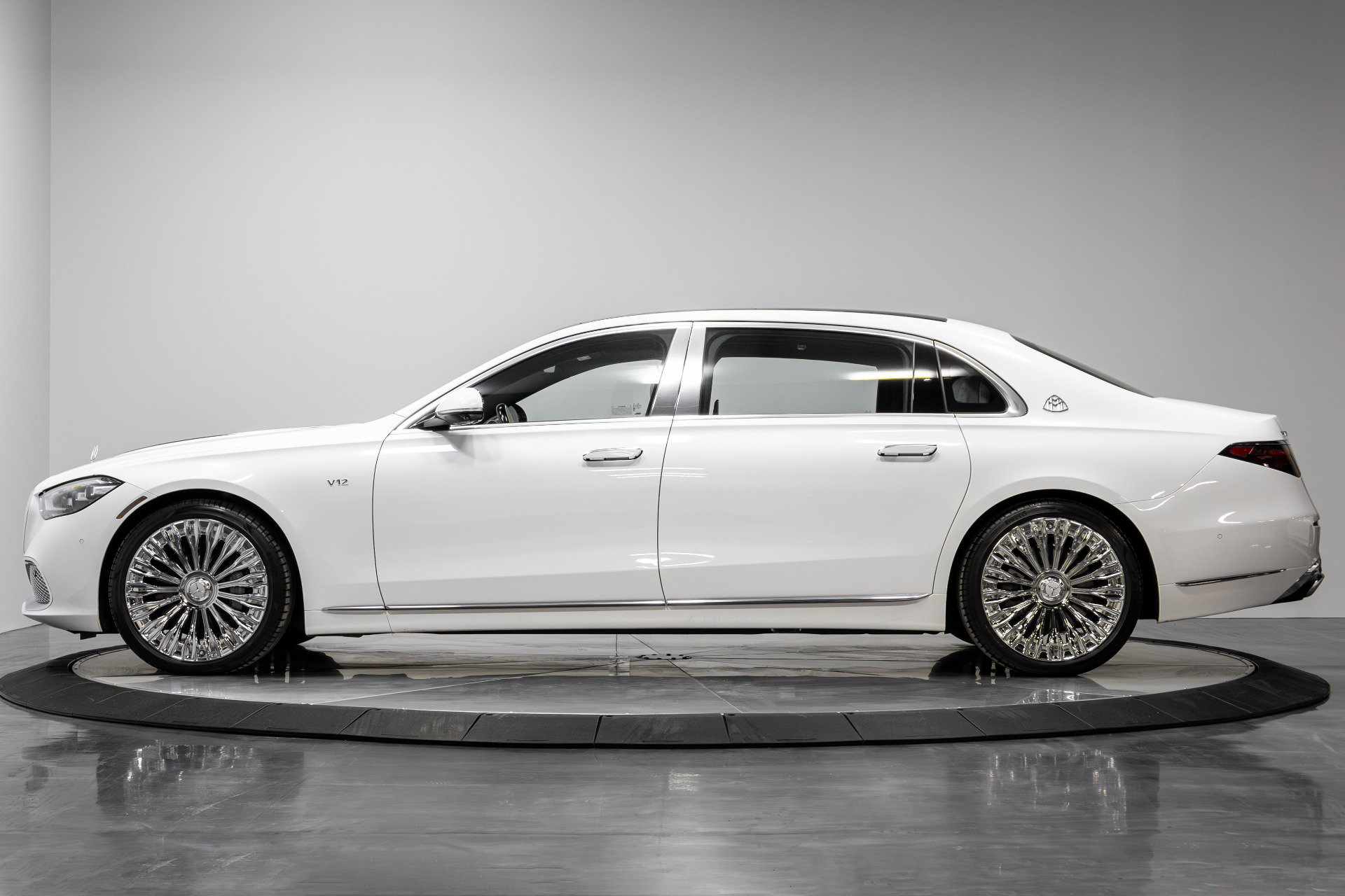 Used 2024 Mercedes-Benz Maybach S 680 4MATIC image 51