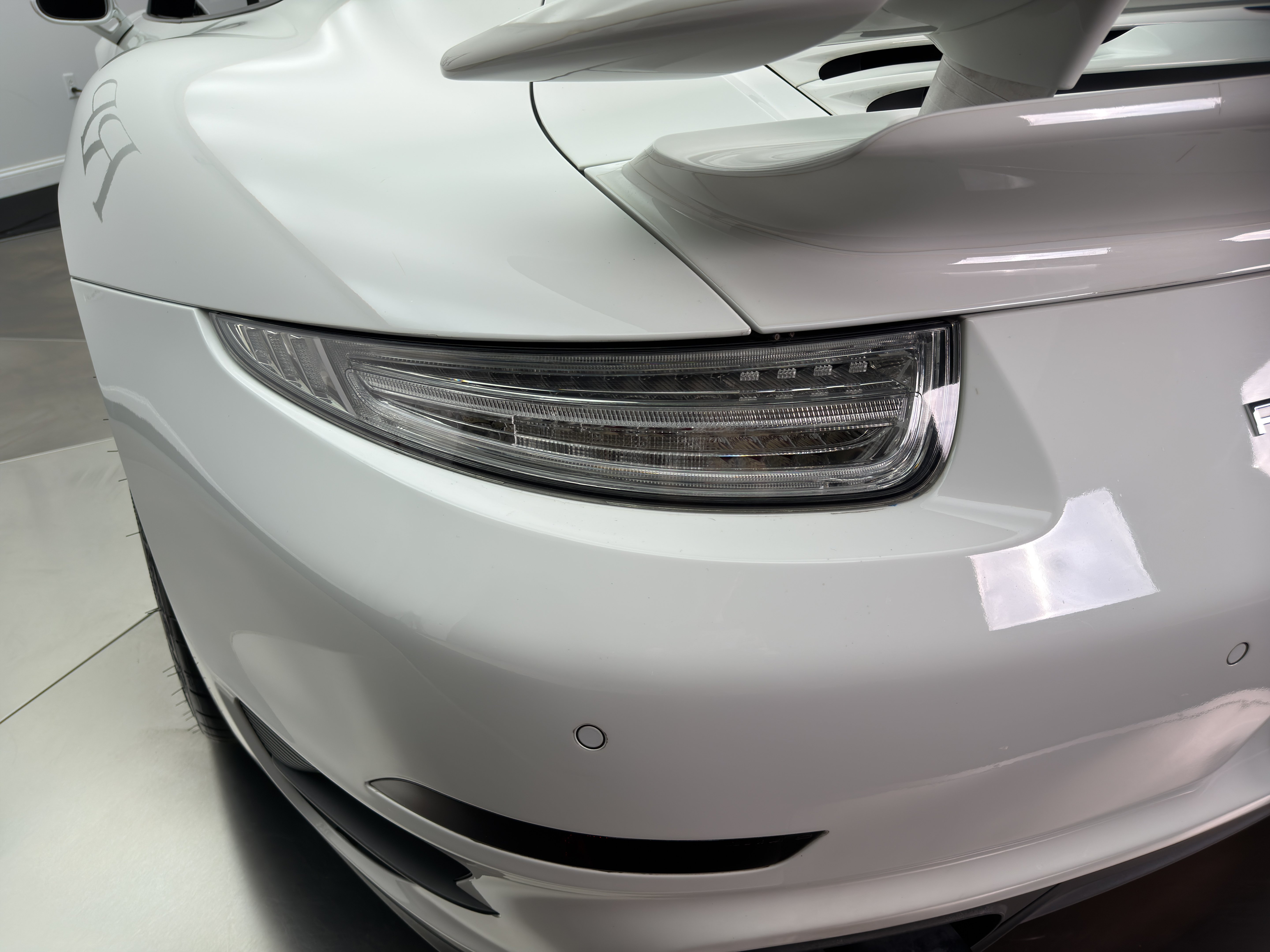 Used 2014 Porsche 911 Turbo S AWD/4WD image 12