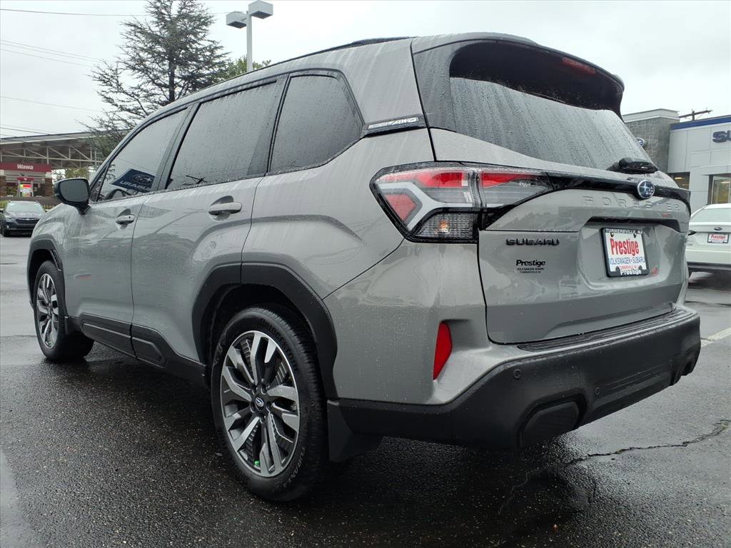 Used 2025 Subaru Forester Touring w/ Popular Package - Touring image 4