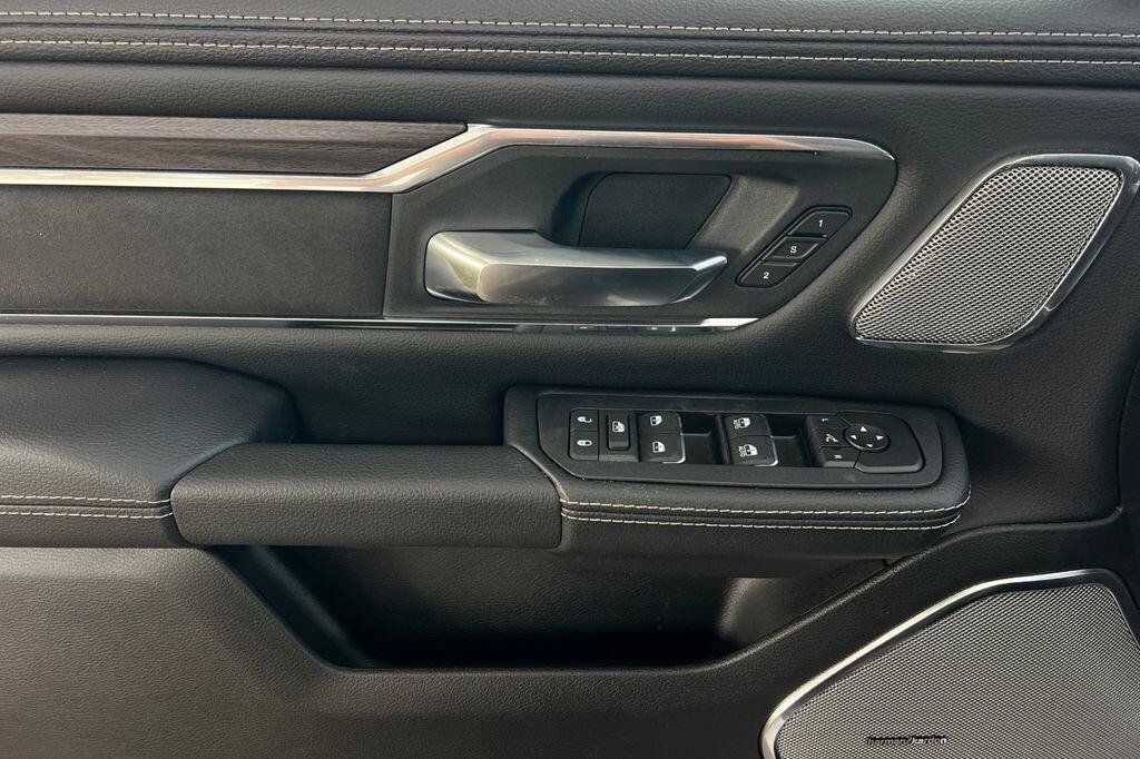 New 2026 RAM 1500 Laramie AWD/4WD image 11