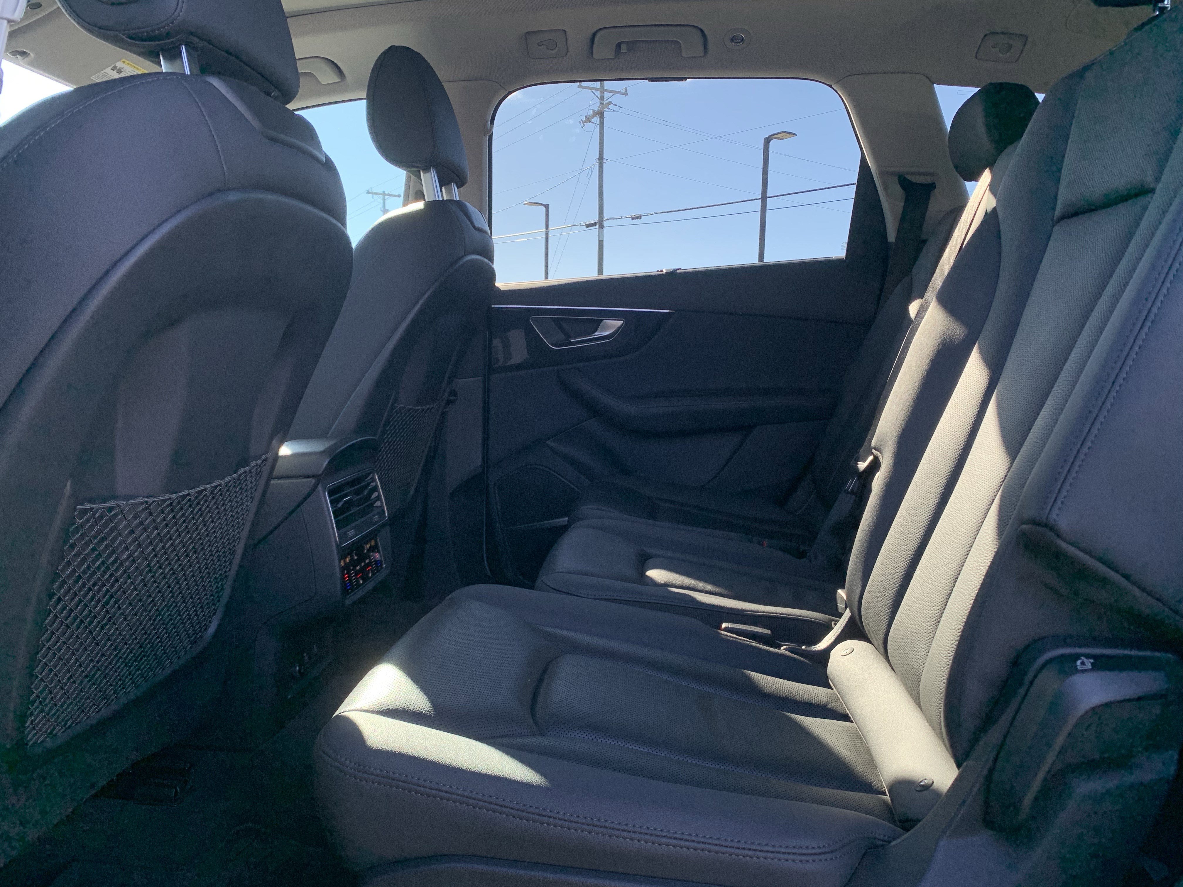 Used 2022 Audi Q7 Premium Plus image 31