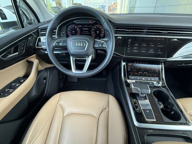 Used 2020 Audi Q7 2.0T Premium AWD/4WD image 23