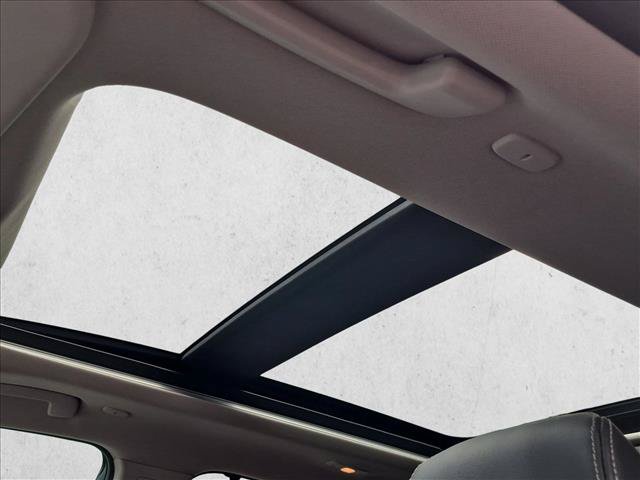 Used 2023 Nissan Rogue SL w/ SL Premium Package FWD image 16