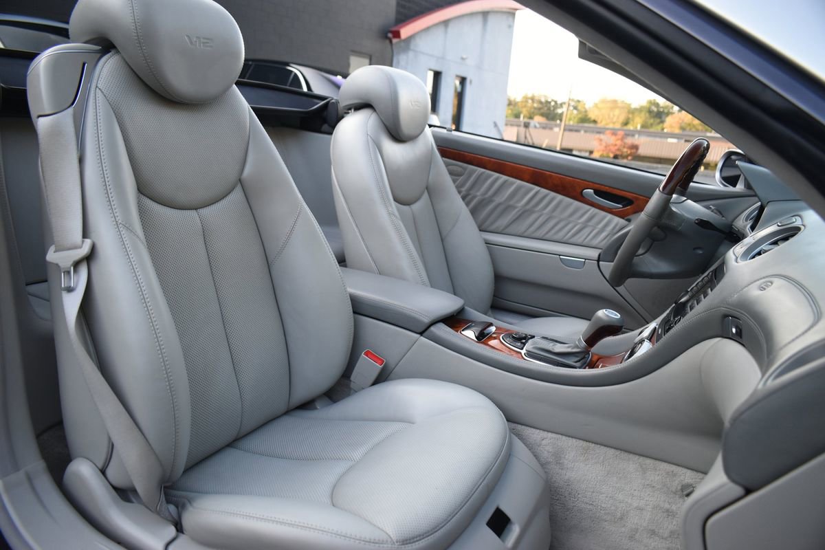 Used 2005 Mercedes-Benz SL 600 image 27