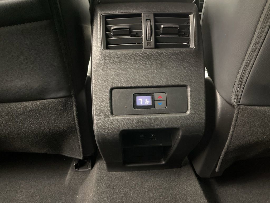 Used 2022 Mitsubishi Outlander SEL image 24