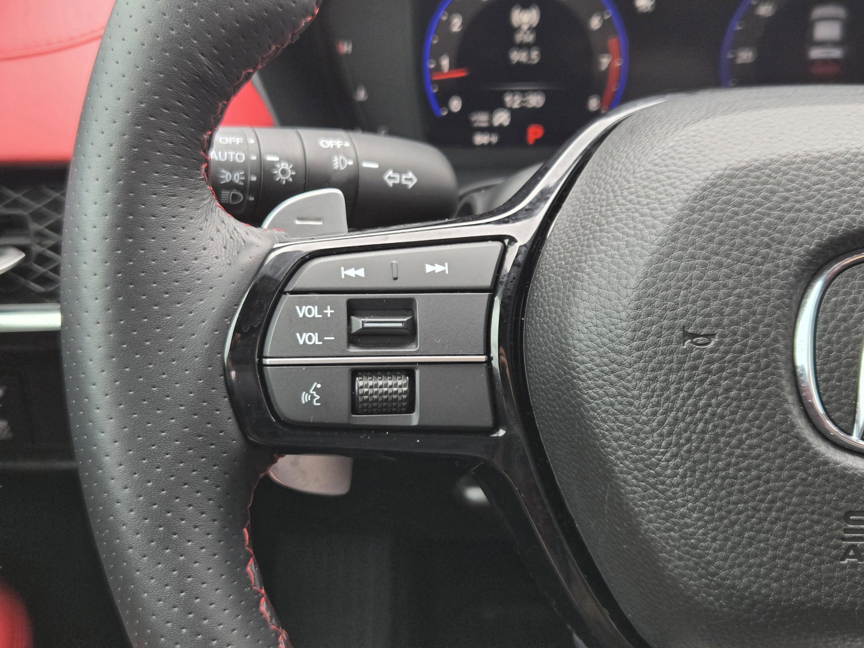 Certified 2025 Acura ADX A-Spec AWD/4WD image 22
