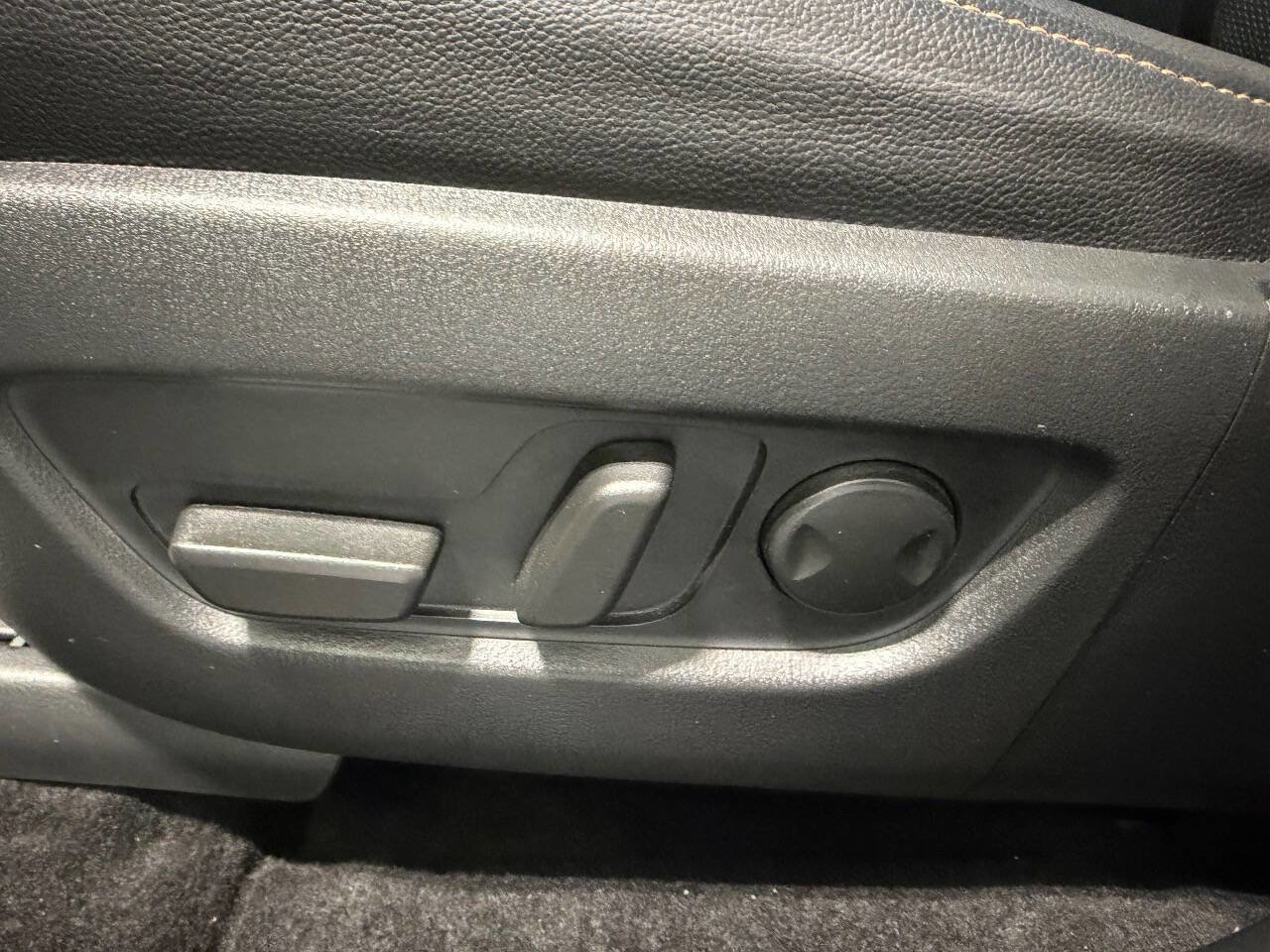 Used 2025 MAZDA CX-90 3.3 Turbo w/ Preferred Package image 26