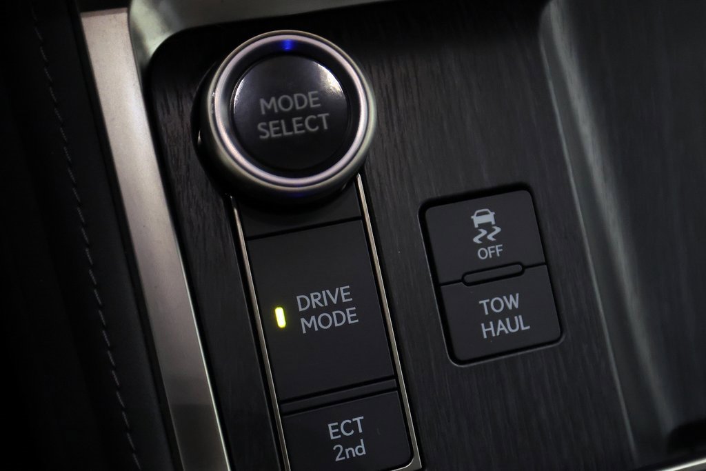 Used 2025 Lexus GX 550 image 31