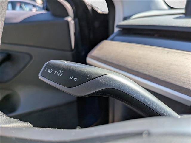 Used 2021 Tesla Model 3 Standard Range Plus RWD image 12