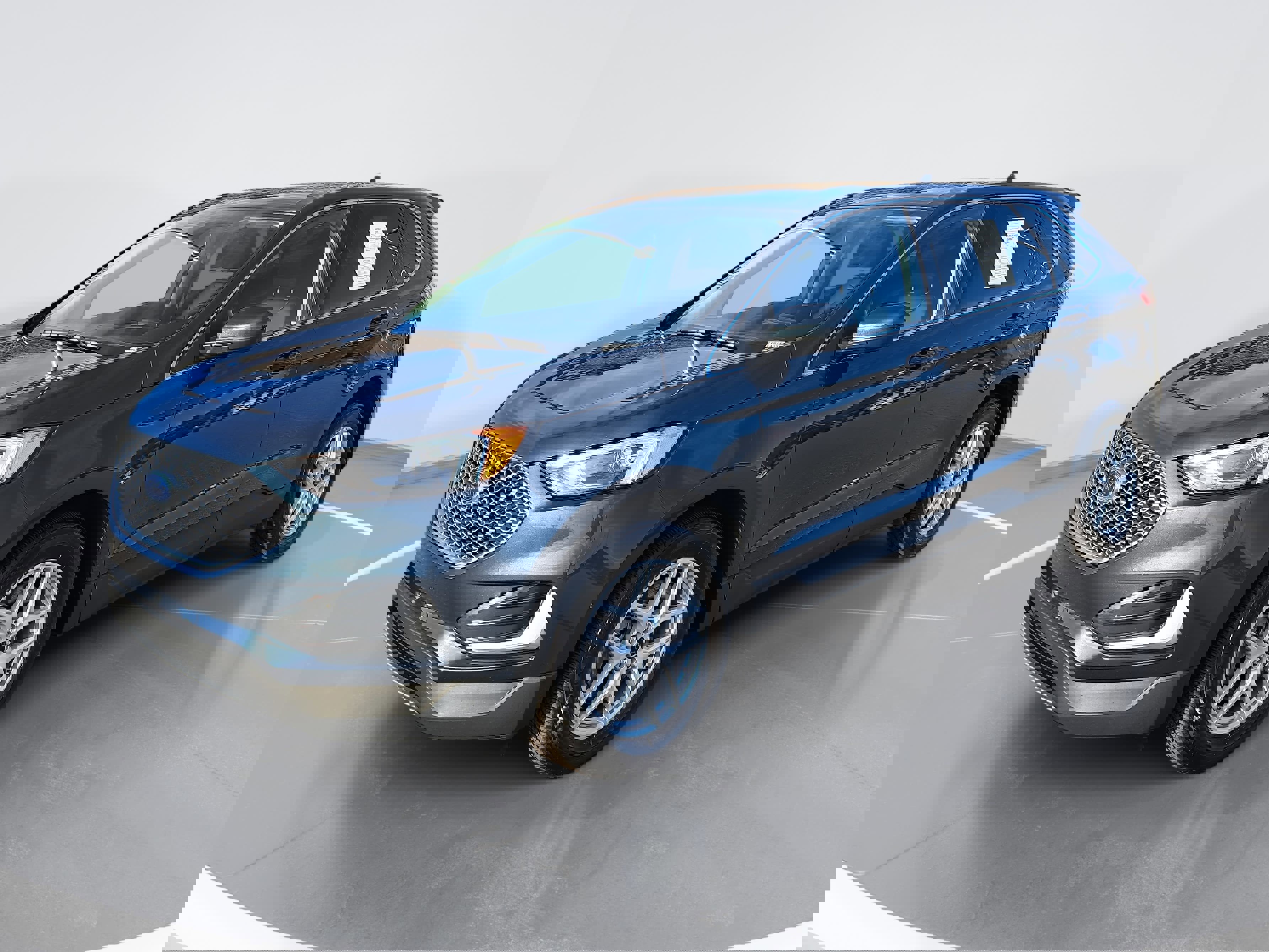 Used 2024 Ford Edge SEL image 7
