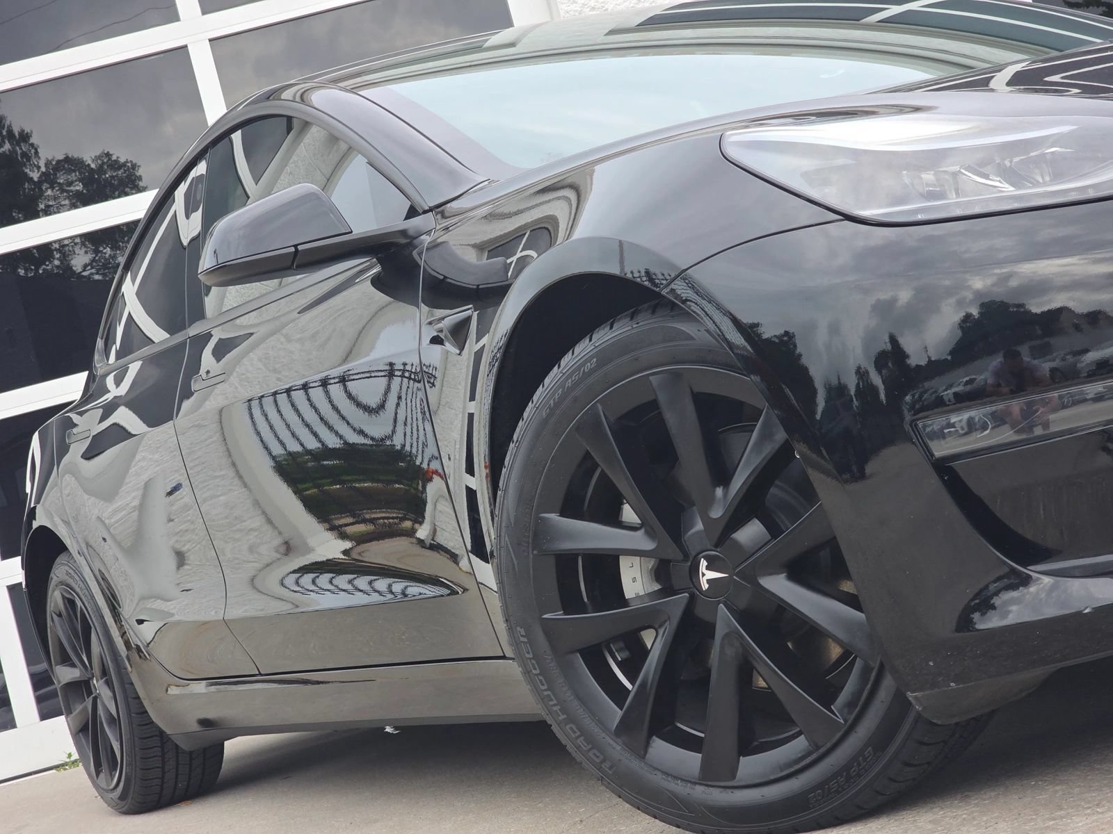 Used 2023 Tesla Model 3 Standard Range RWD image 12