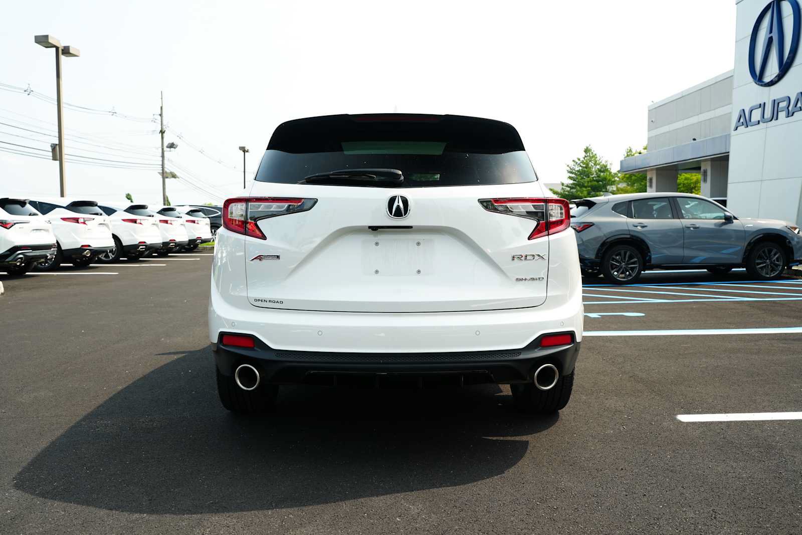 Certified 2025 Acura RDX w/ Advance Package AWD/4WD image 6
