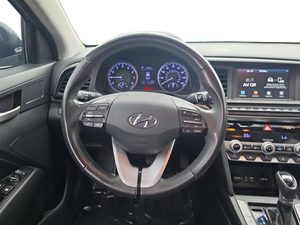 Used 2020 Hyundai Elantra Value Edition w/ Cargo Package (C1) FWD image 15