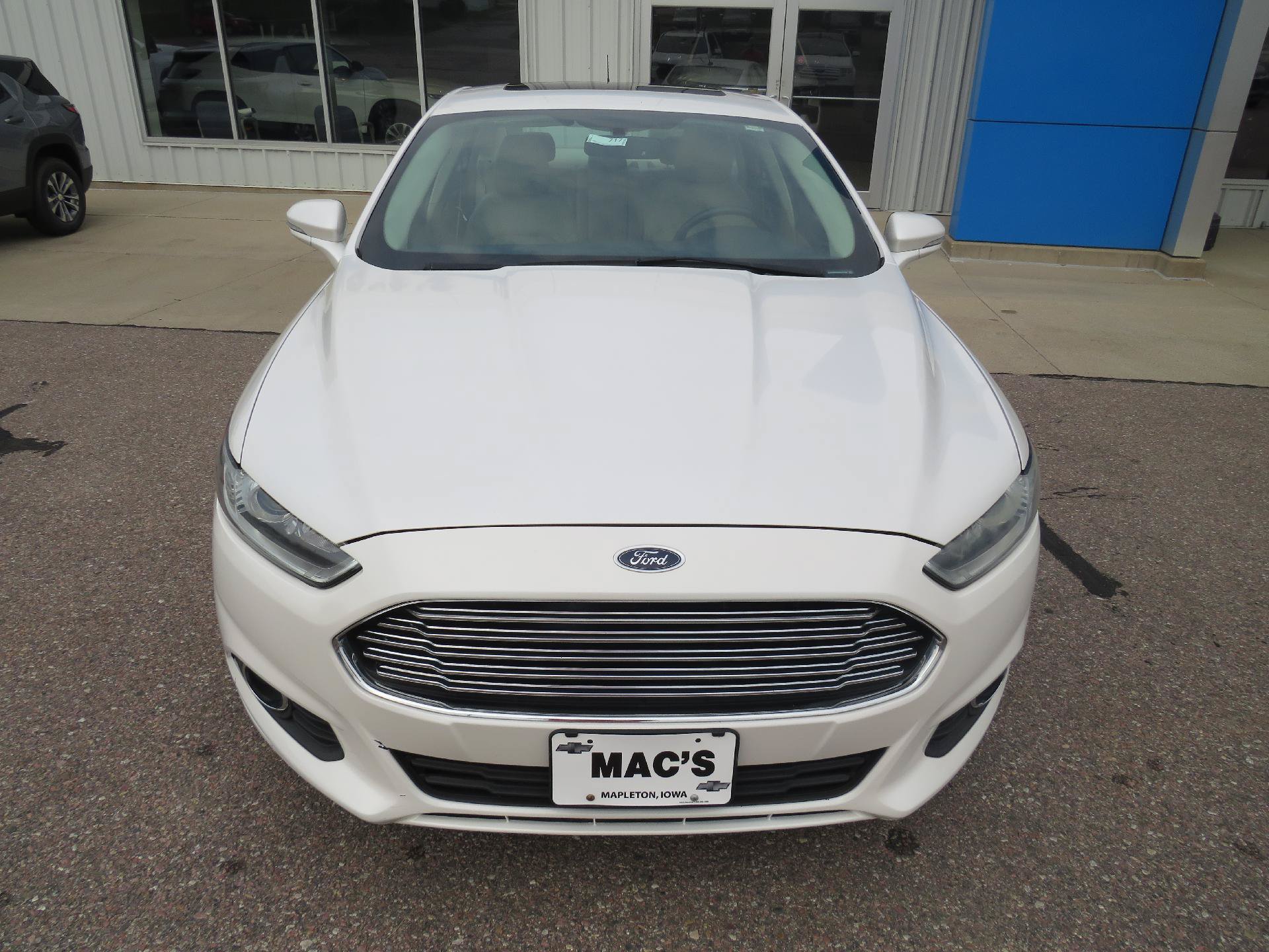 Used 2014 Ford Fusion SE w/ Equipment Group 202A FWD image 13