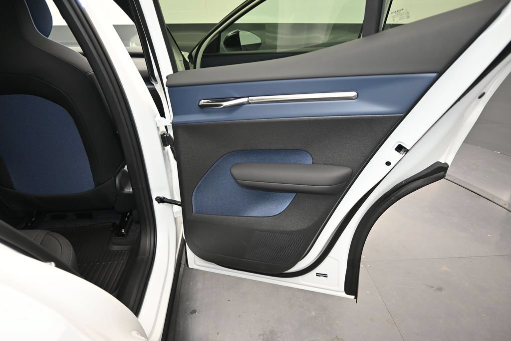 New 2026 Volvo EX30 Plus w/ Protection Package Premier AWD/4WD image 16