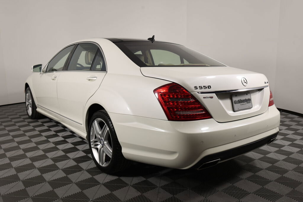 Used 2013 Mercedes-Benz S 550 4MATIC image 4
