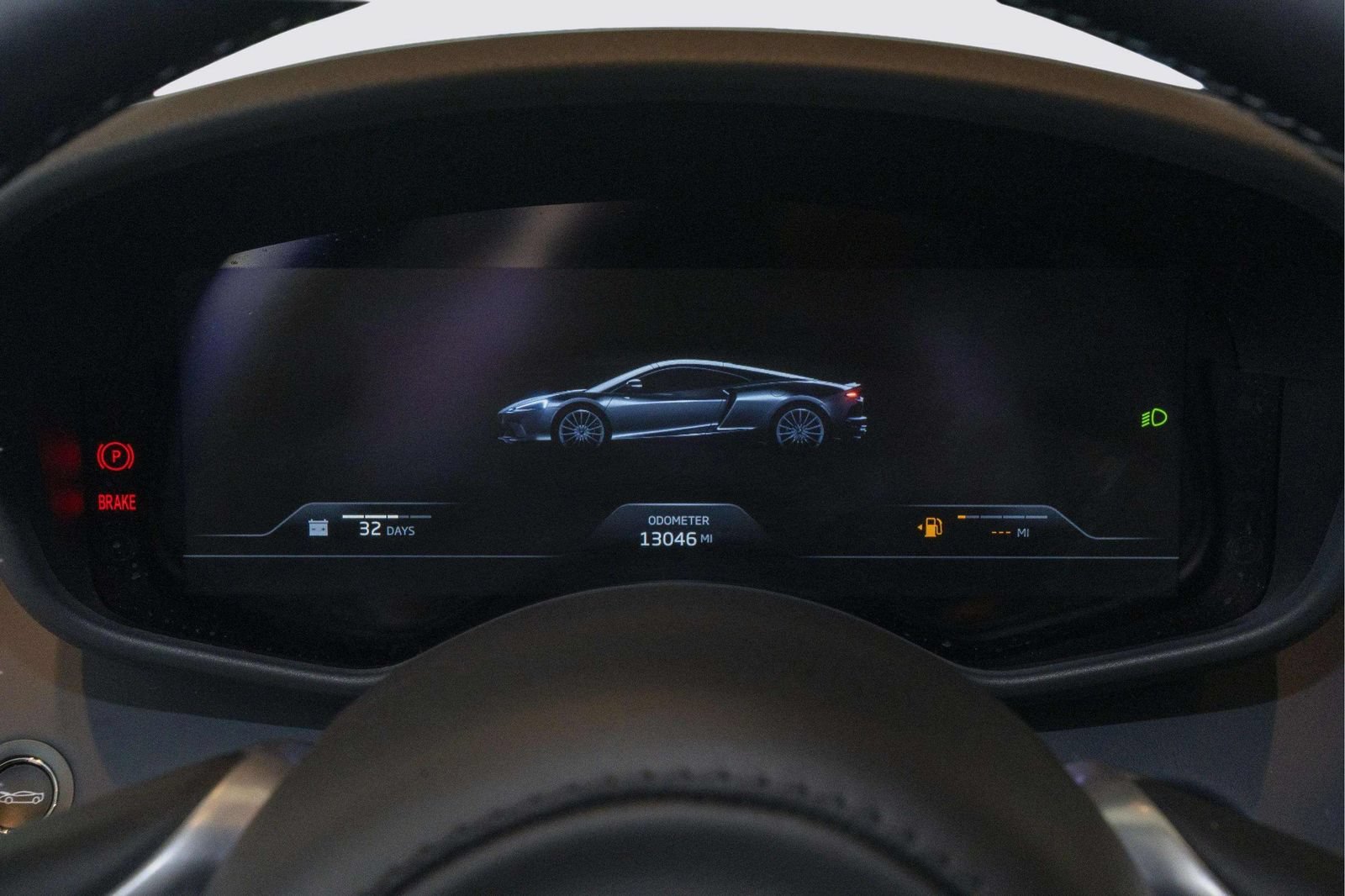 Used 2023 McLaren GT RWD image 23