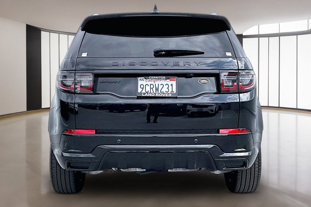 Certified 2023 Land Rover Discovery Sport SE R-Dynamic AWD/4WD image 5