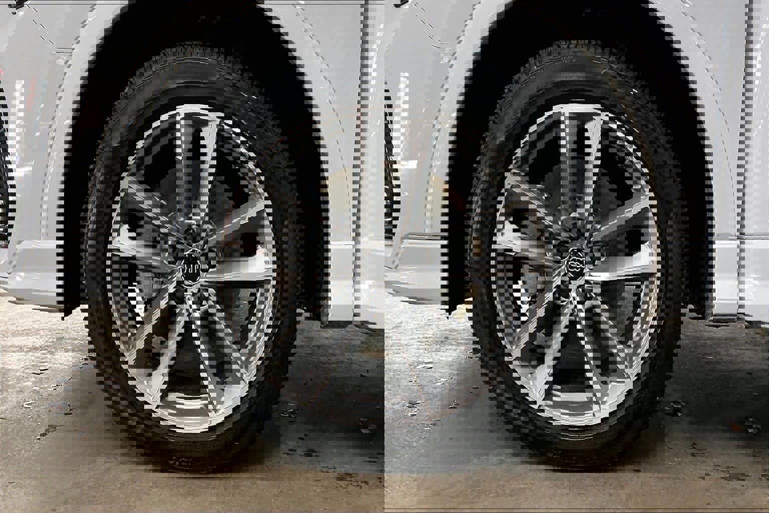 Certified 2025 Audi Q3 2.0T Premium w/ Convenience Package image 12