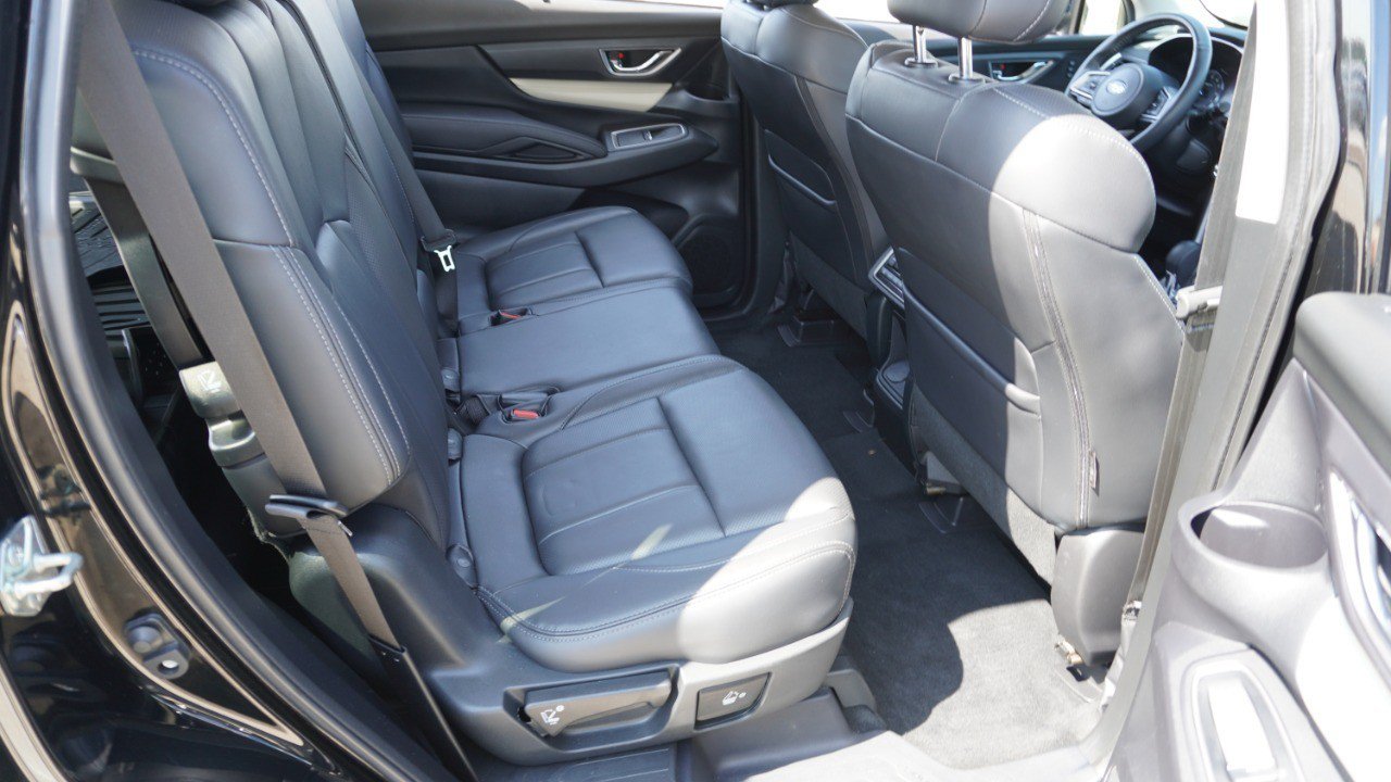 Used 2020 Subaru Ascent Limited AWD/4WD image 31