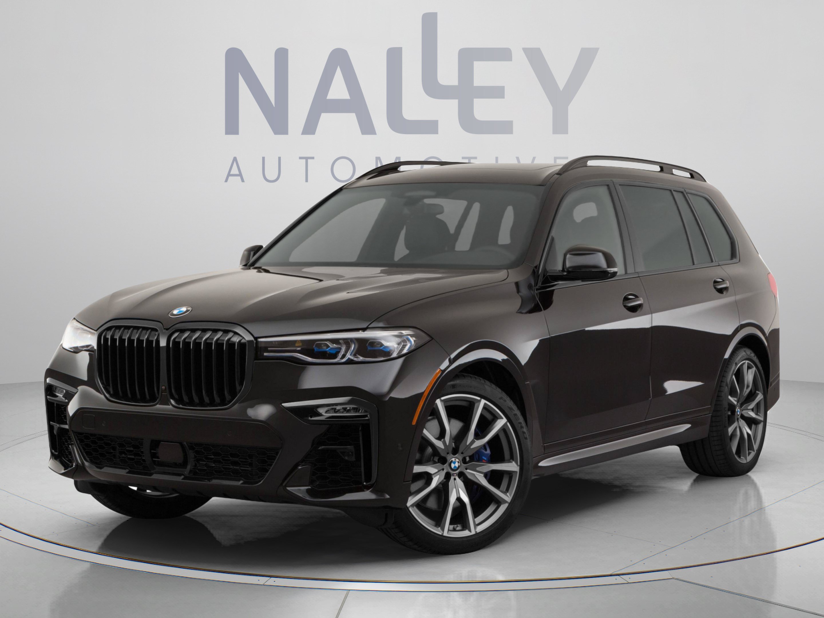Used 2022 BMW X7 M50i w/ Dynamic Handling Package AWD/4WD image 9