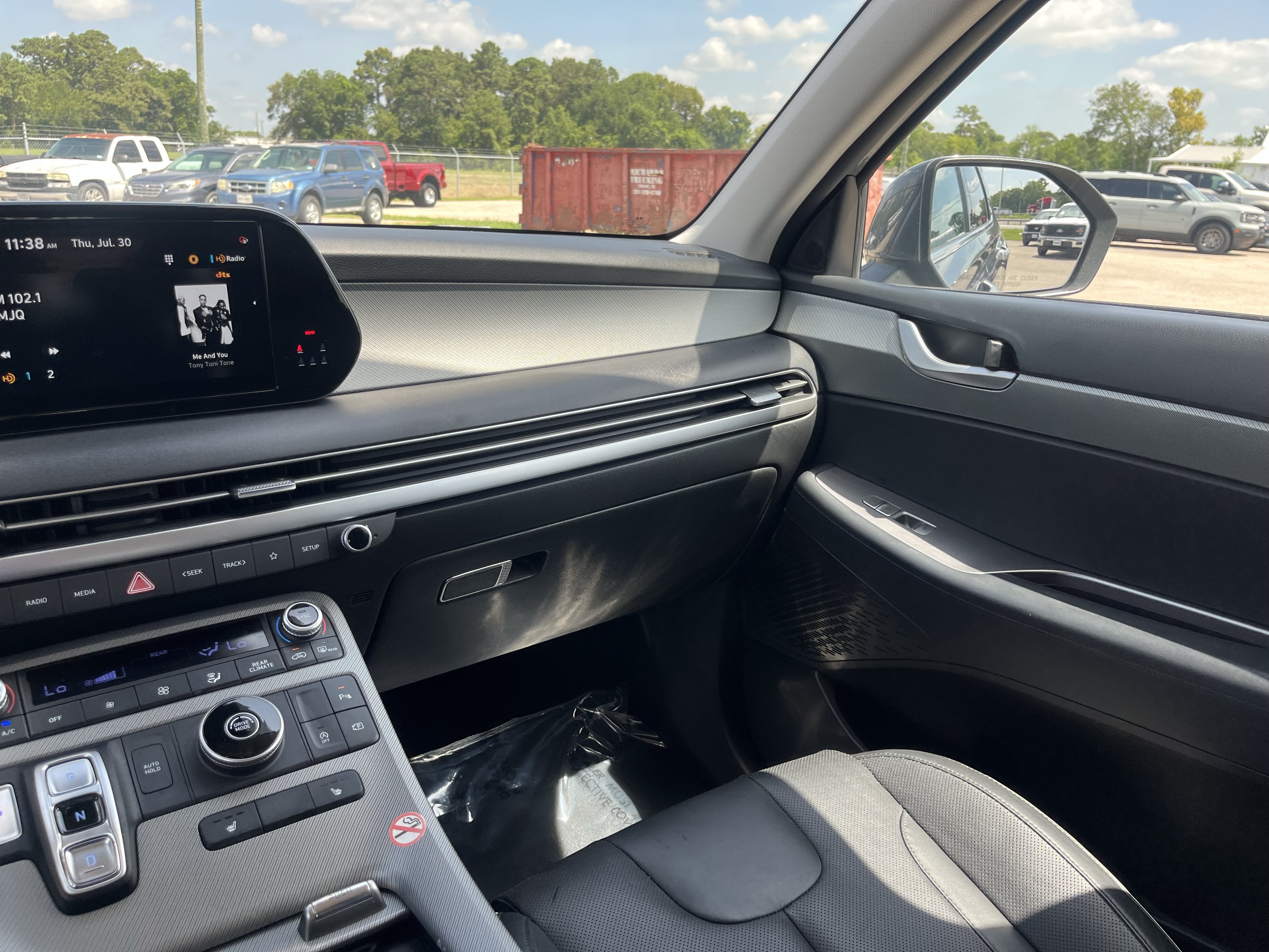Used 2025 Hyundai Palisade SEL FWD image 31