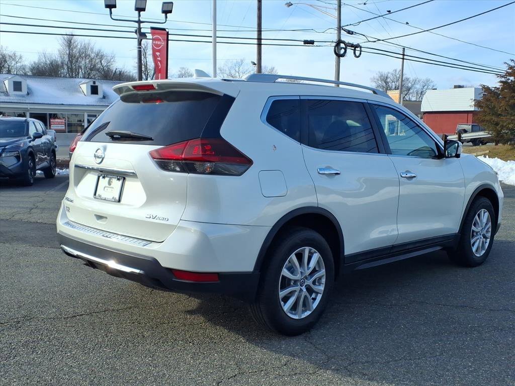 Used 2018 Nissan Rogue SV w/ Sun & Sound Touring Package AWD/4WD image 31