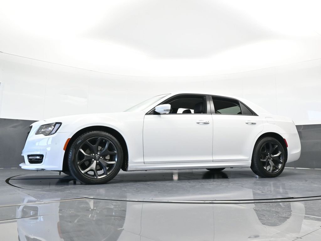 Used 2023 Chrysler 300 Touring L image 48