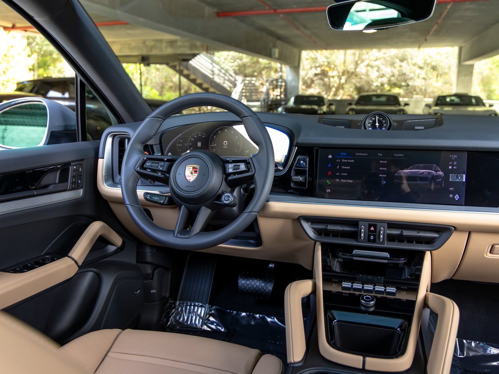 New 2026 Porsche Cayenne Coupe AWD/4WD image 39