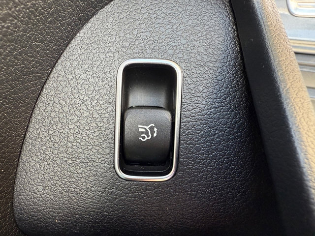 Used 2023 Mercedes-Benz GLE 350 4MATIC image 14