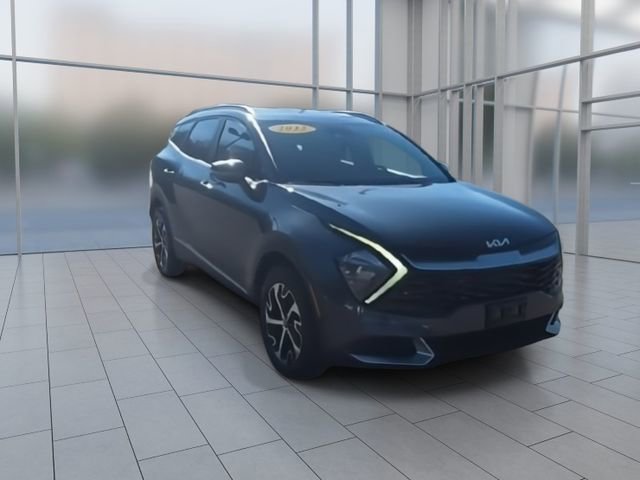 Used 2023 Kia Sportage EX image 2